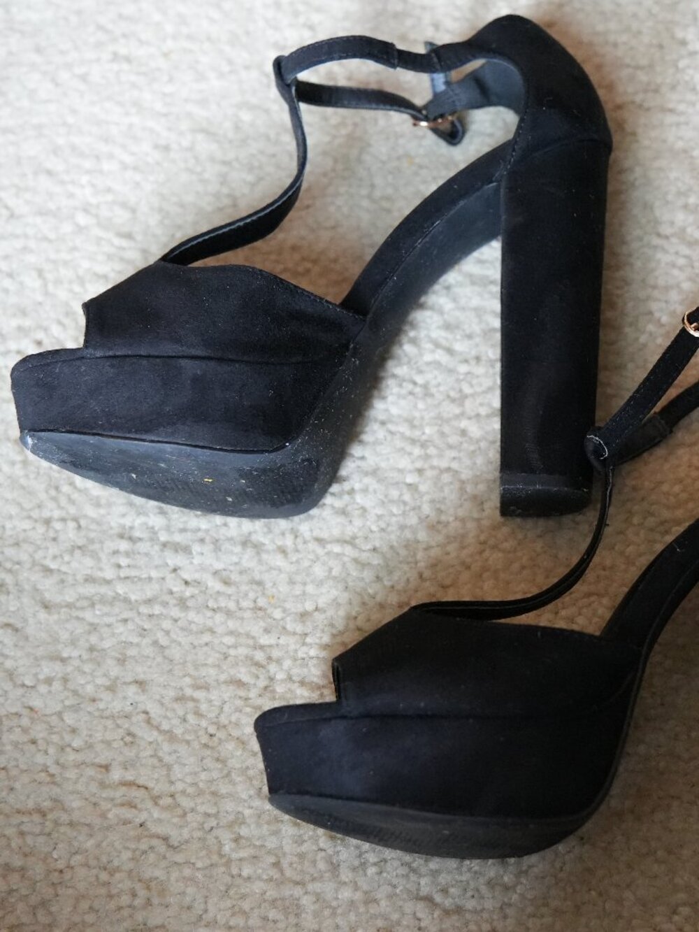 Olivia Jaymes Black Faux Suede Chunky Platform Block Heels T-Strap Size 8